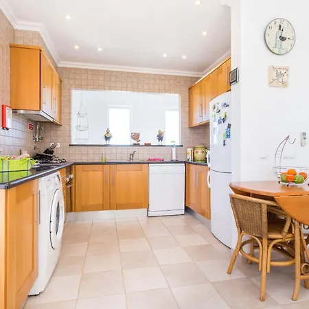 Coolhouses Algarve Luz, 2 Bed Semi Detached Villa, Jardim Palmeiras Condominium, A Semesterbostad *