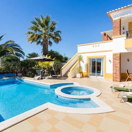 Coolhouses Algarve Luz, 2 Bed Semi Detached Villa, Jardim Palmeiras Condominium, A Semesterbostad