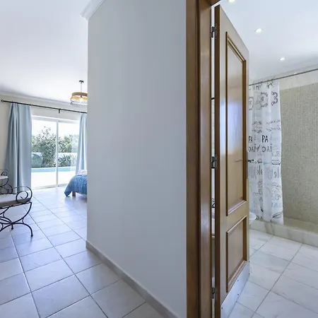 펜션 Coolhouses Algarve Luz, 2 Bed Semi Detached Villa, Jardim Palmeiras Condominium, A Mato Porcas