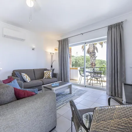 Coolhouses Algarve Luz, 2 Bed Semi Detached Villa, Jardim Palmeiras Condominium, A 펜션 *