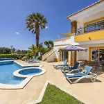 펜션 Coolhouses Algarve Luz, 2 Bed Semi Detached Villa, Jardim Palmeiras Condominium, A