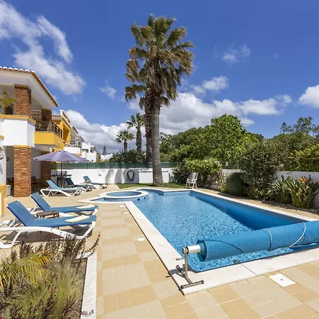 Casa vacanze Coolhouses Algarve Luz, 2 Bed Semi Detached Villa, Jardim Palmeiras Condominium, A Mato Porcas